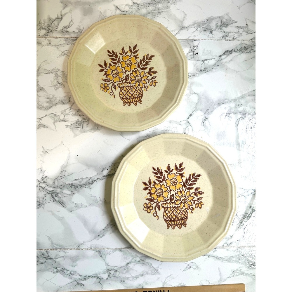 Homer Laughlin Desertstone HLC156 Dinner Plates Set 10.25in Cream Yellow 1970s